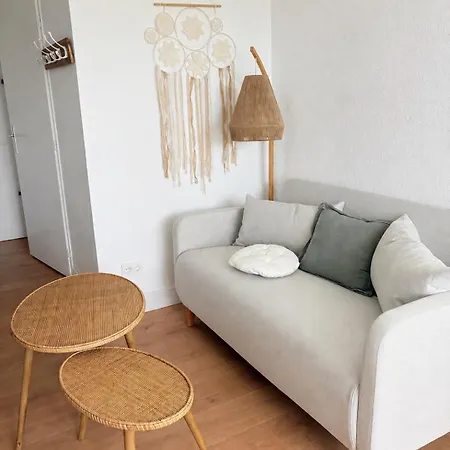 100m De La Apartamento *