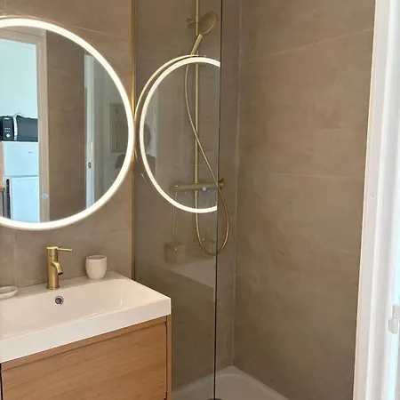 Apartamento 100m De La *