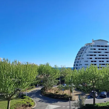 100m De La * La Grande-Motte